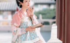 校花娇躯被学长抽搐呻吟